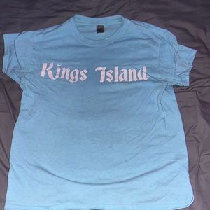 I’m selling a kings island t it has been worn . but still very good quality